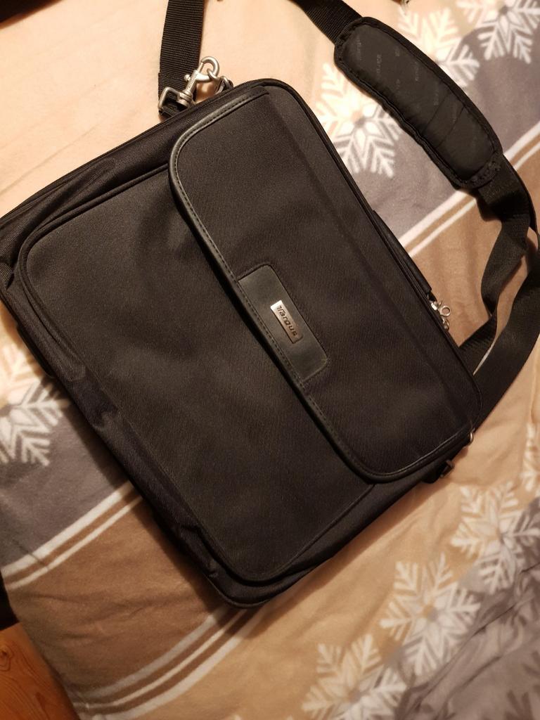 Laptoptas met draagriem, Computers en Software, Ophalen of Verzenden, Zo goed als nieuw