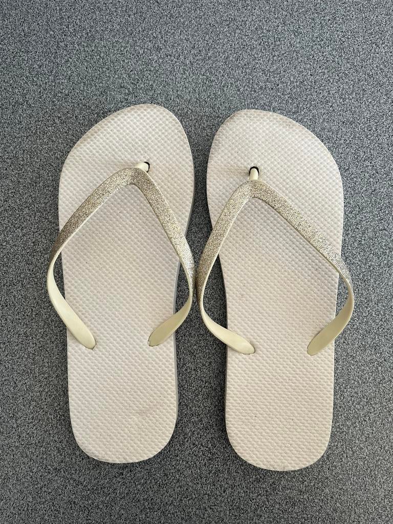 Gouden glitter teenslippers - maat 37/38, Enlèvement ou Envoi, Fille
