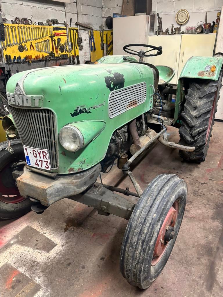Tracteur Fendt Farmer 2, Jusqu'à 80 ch, Enlèvement, Oldtimer/Ancêtre, Fendt