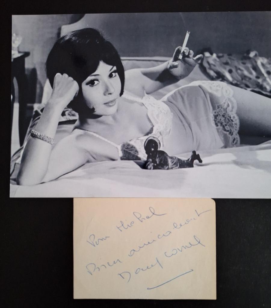 Originele handtekening van DANY CARREL + foto, Verzamelen, Muziek, Artiesten en Beroemdheden, Ophalen of Verzenden, Gesigneerd