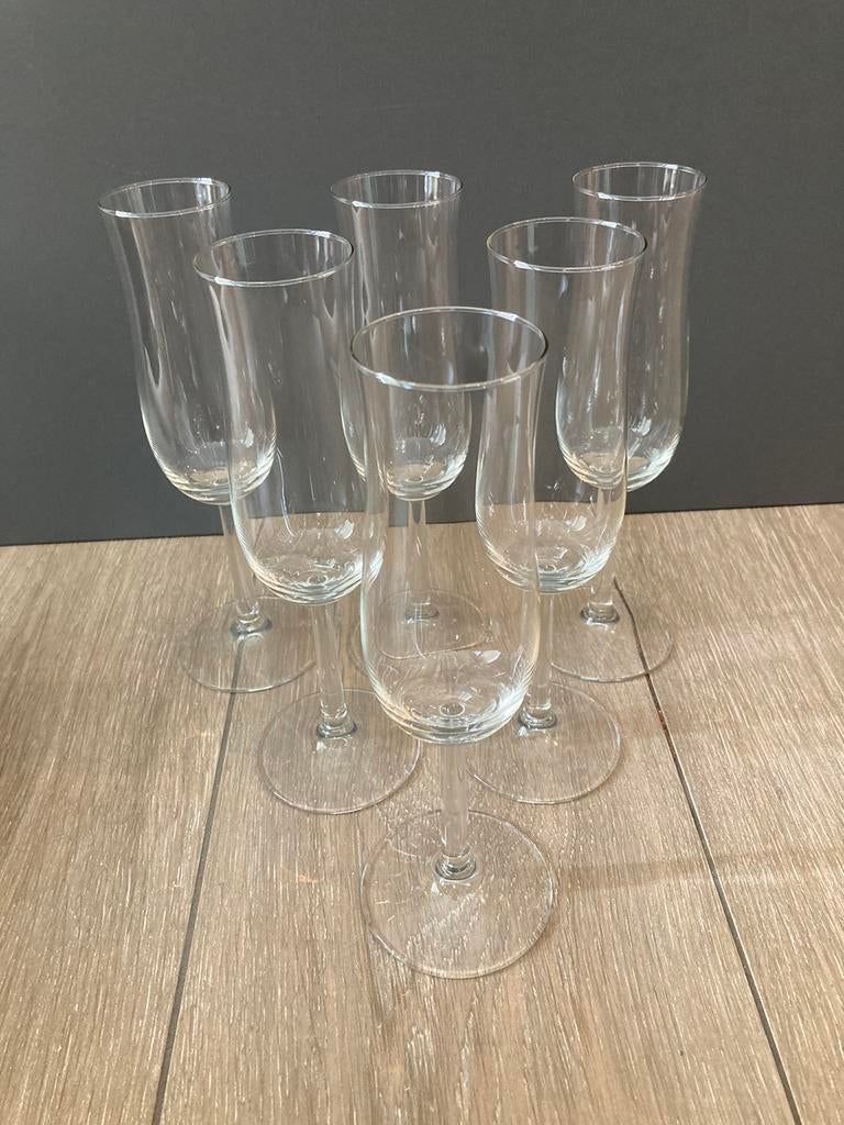 Champagne glazen Tulip set van 6 of set van 4, Verzamelen, Glas en Drinkglazen, Ophalen of Verzenden, Zo goed als nieuw