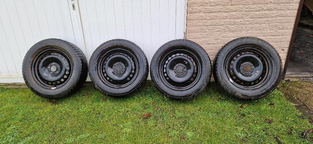 Stalen winterset Ford 215/60R16, Pneus et Jantes, 16 pouces, Véhicule de tourisme, Enlèvement