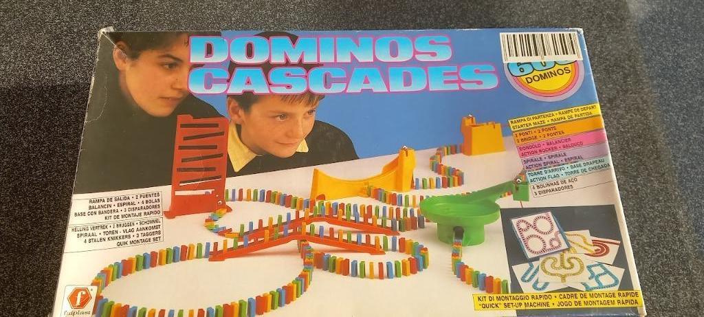Dominos Cascades. In originele verpakking, Ophalen of Verzenden, Zo goed als nieuw, Overige merken