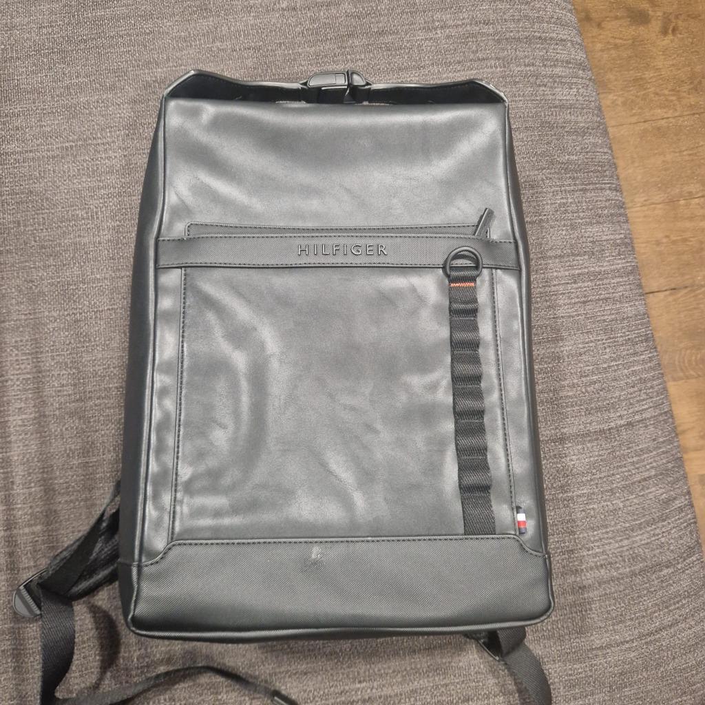SAC Tommy Hilfiger noir en cuir., Enlèvement, Comme neuf