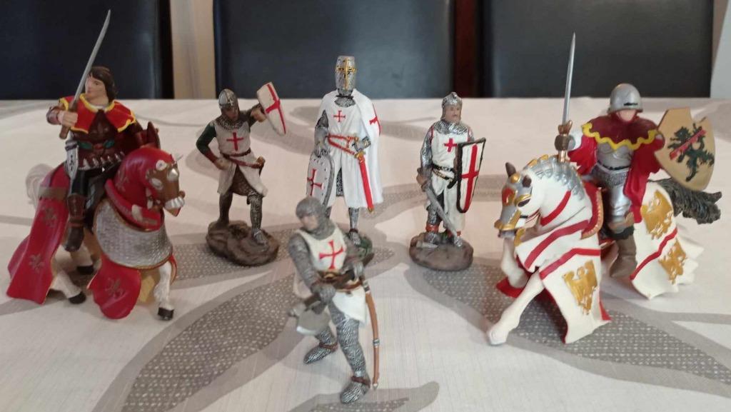Chevaliers, Collections, Enlèvement ou Envoi, Comme neuf