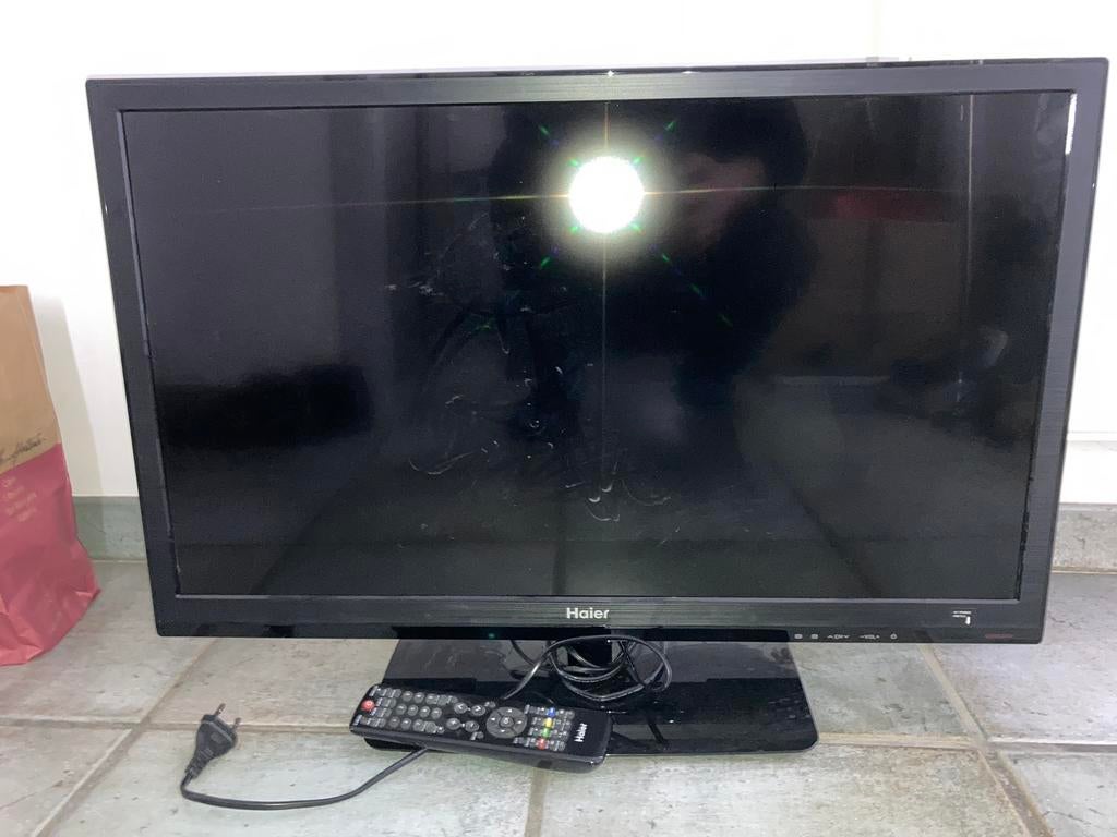 Haier TV 32" LET32C800H, Audio, Tv en Foto, Televisies, Overige merken, 80 tot 100 cm, Zo goed als nieuw, HD Ready (720p)