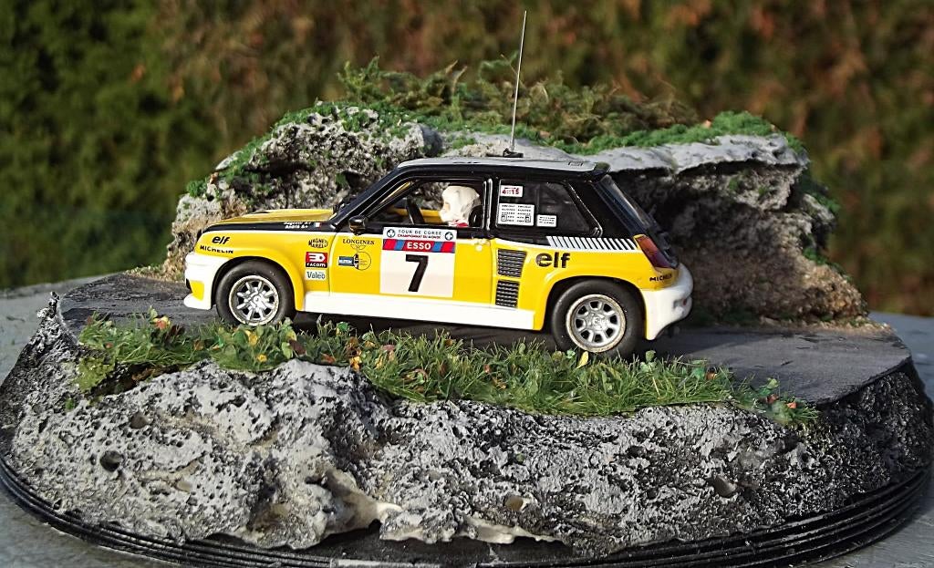 Diorama Renault 5 Turbo J. RAGNOTTI - Tour de Corse 1982, Enlèvement, Utilisé, 1:35 à 1:50, Diorama