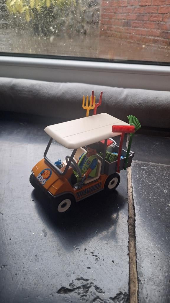 Playmobil voiturette de zoo, Enlèvement