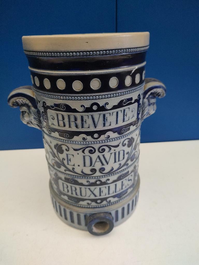 Aarden pot Bruxelles, Antiek en Kunst, Verzenden
