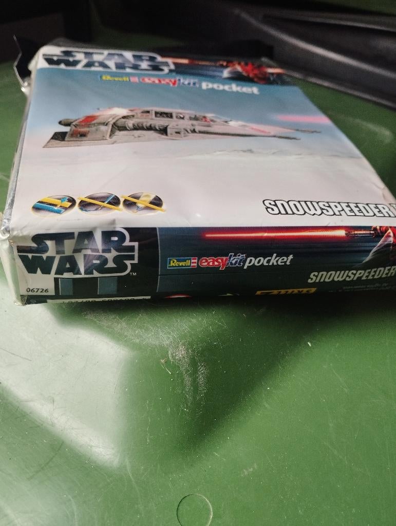 Revell 06726 Snowspeeder easykit pocket, Ophalen of Verzenden, Nieuw, Actiefiguurtje