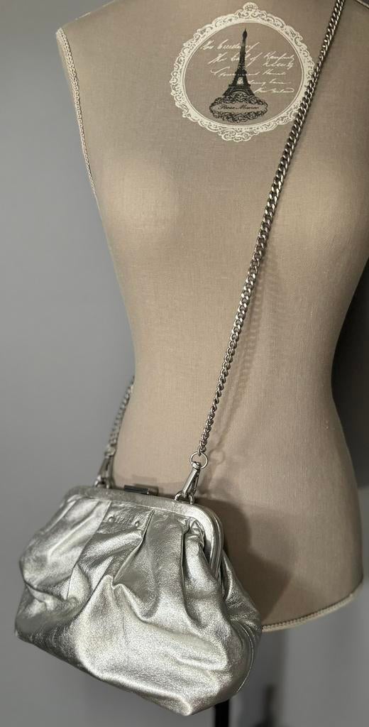ikks leren tas, Handtassen en Accessoires, Ophalen of Verzenden, Zo goed als nieuw, Zilver, Leer