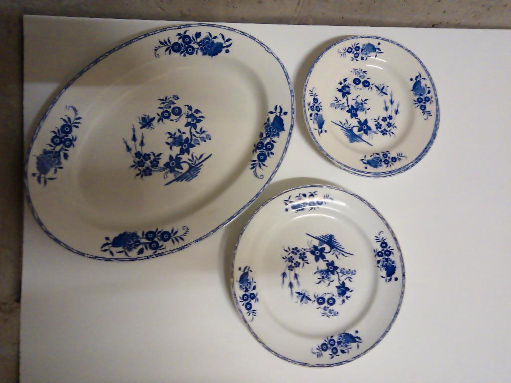 Boch Freres blauw Grand Bouquet Rhodia Dugazos Landschap, Antiek en Kunst, Antiek | Servies los, Ophalen of Verzenden