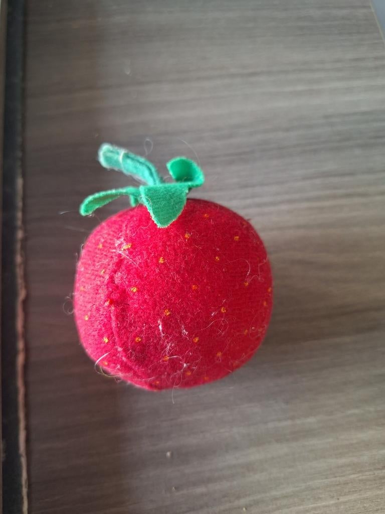 Hand knuffel aardbei, Ophalen of Verzenden, Gebruikt, Overige typen