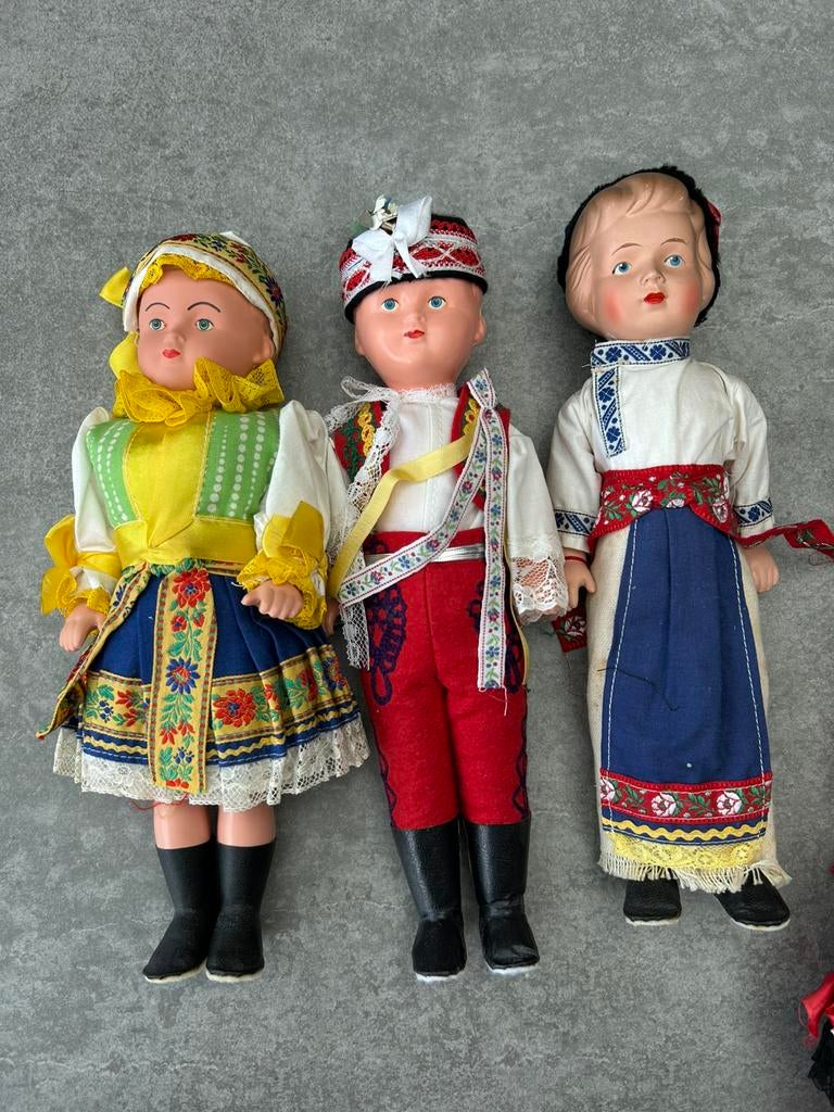 Tschechische poppen in traditionele klederdracht, Verzamelen, Ophalen of Verzenden