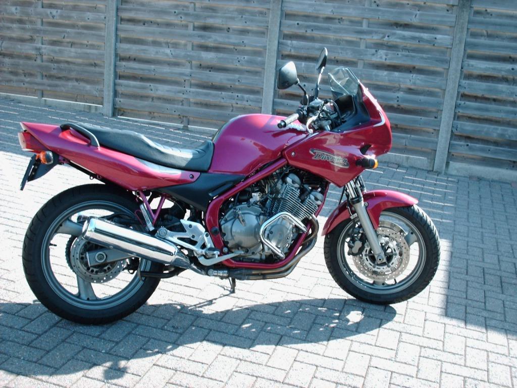 Yamaha xj600, Motoren, 4 cilinders, Particulier, Meer dan 35 kW, Toermotor