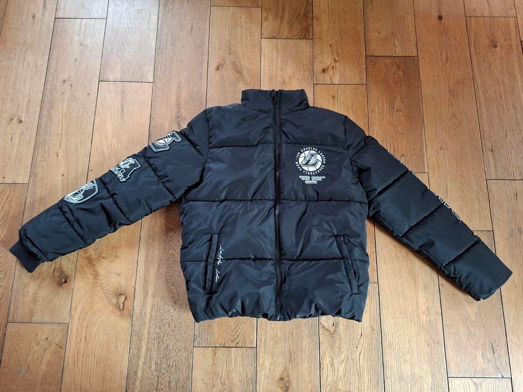 Manteau noir NBA Lakers taille 11-12 ans/152, Utilisé, Garçon, Manteau