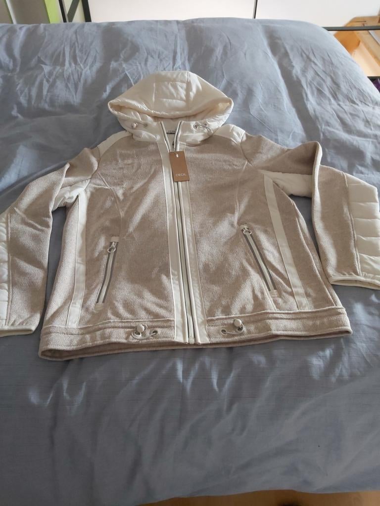 Warm sweatjacket warme gevoerd maat M merk Cecil  nieuw, Kleding | Dames, Ophalen of Verzenden, Nieuw, Maat 38/40 (M)