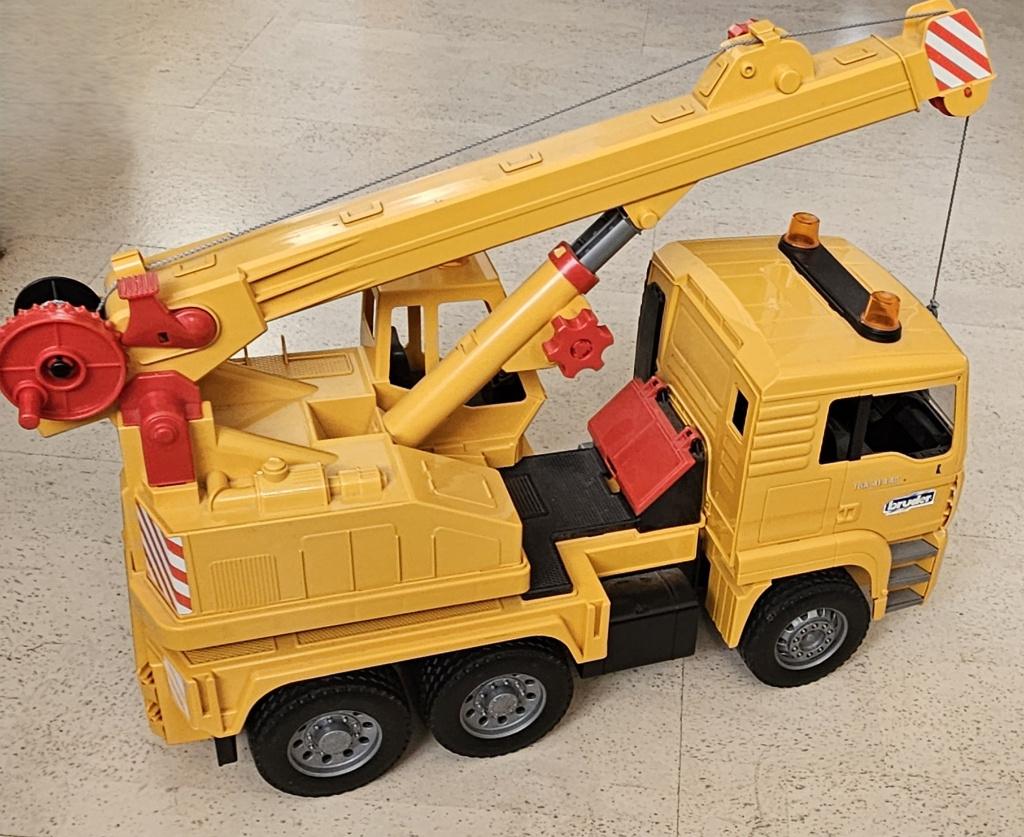 Bruder 01973 MAN TGA Kraanwagen met helm, Kinderen en Baby's, Speelgoed |Speelgoedvoertuigen, Ophalen of Verzenden, Zo goed als nieuw
