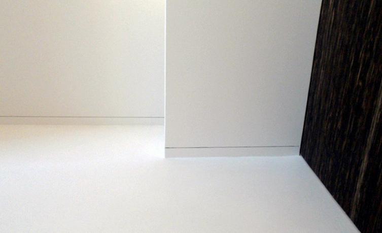 B-minus plinten, Doe-het-zelf en Bouw, Plinten en Afwerking, Ophalen, Nieuw, Plinten