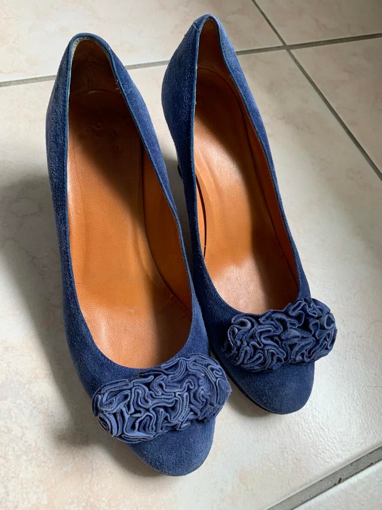 Elegante pumps Voltan 40 kwaliteitsleer suède, Kleding | Dames, Schoenen, Ophalen of Verzenden