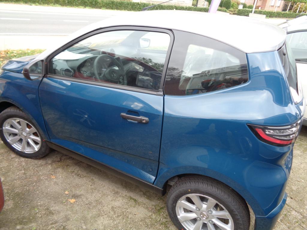 diverse modellen aixam uit stock leverbaar, Autos, Achat, Entreprise, Autres couleurs, 2 cylindres