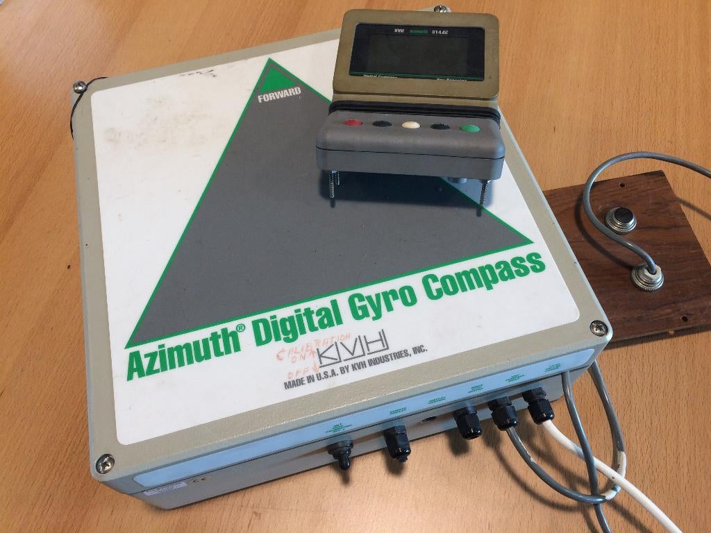 KVH Azimuth Digitaal Gyro Compass NMEA0183, Enlèvement ou Envoi
