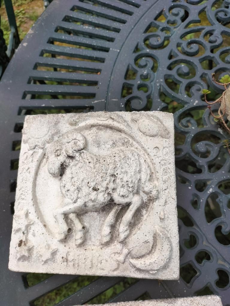 Sterrenbeeld Ram vissen tuinbeeld wanddecoratie, Enlèvement, Comme neuf