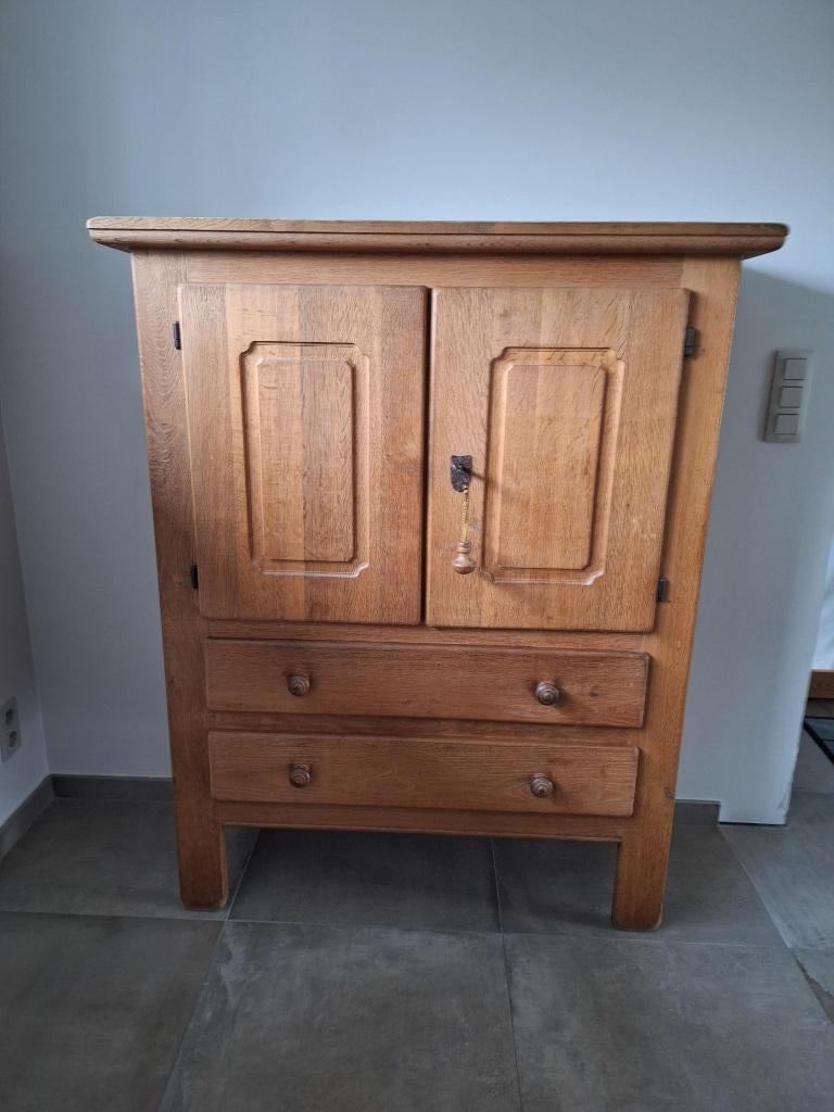 Meubles en chêne (Buffet et armoire), Avec tiroir(s), 25 à 50 cm, Enlèvement, Utilisé