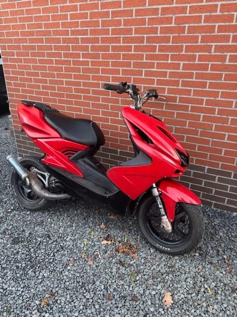 Yamaha aerox, Fietsen en Brommers, Ophalen, Tweetakt, Gebruikt, Aerox