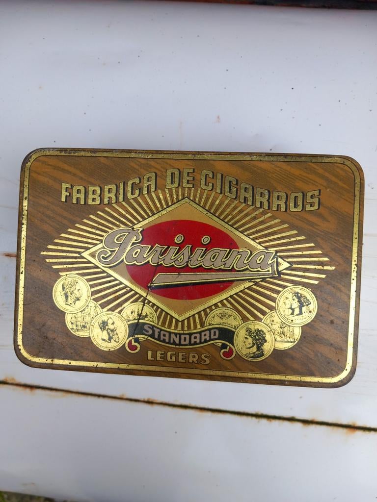 Boîte métallique  Vintage, Enlèvement ou Envoi