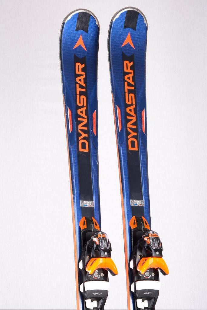 Skis 153 DYNASTAR SPEED ZONE 10 Ti, adhérence et marche, Sports & Fitness, Carving, Skis, 140 à 160 cm, Utilisé