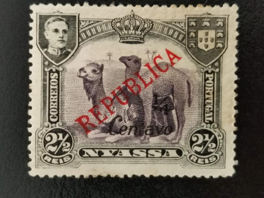 Portugese kolonie Nyassa 1921 - dromedaris + opdruk REPUBLIC, Ophalen of Verzenden, Overige landen, Postfris