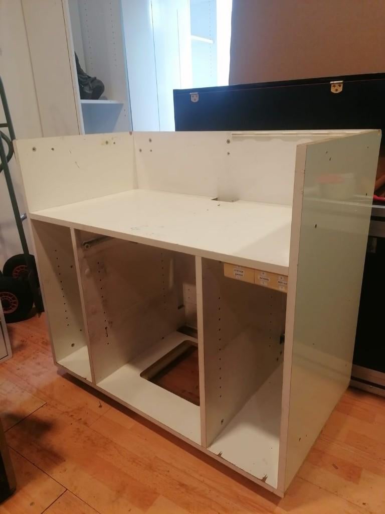 Comptoir de vente / Meuble de caisse blanc avec rangements, Zakelijke goederen, Ophalen