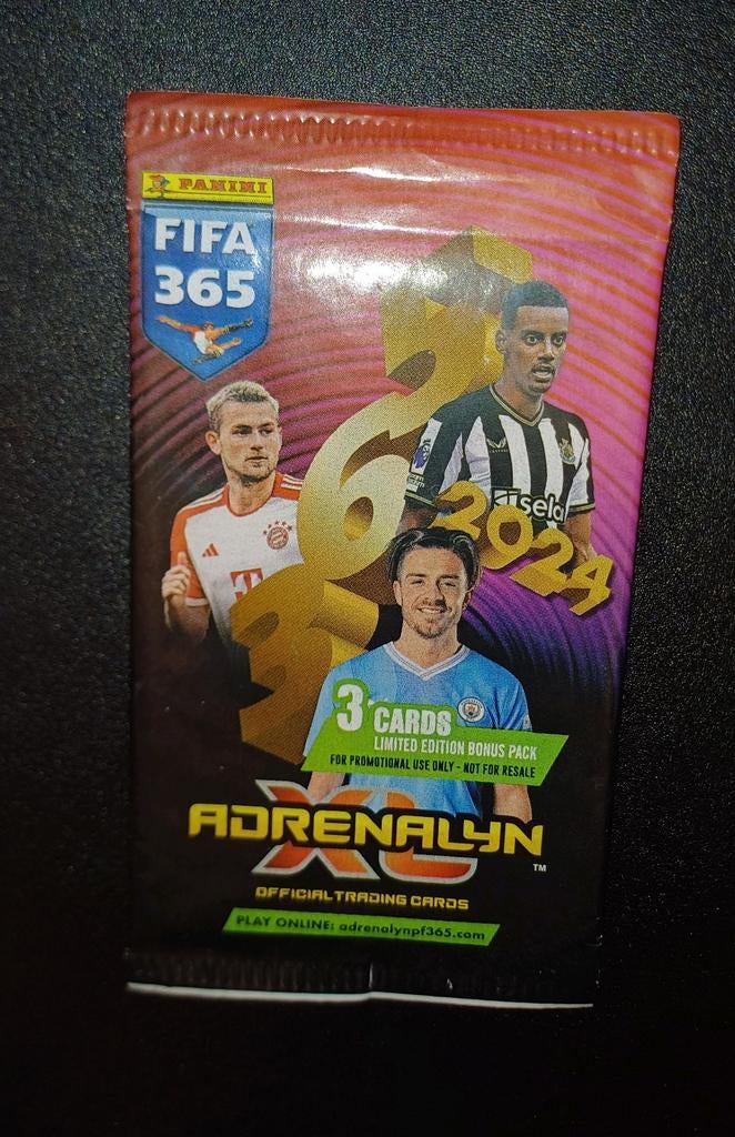 Voetbalkaarten: Adrenalyn XL fifa 365 sealed boosterpack, Ophalen of Verzenden