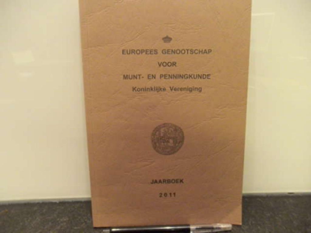 europees genootschap munt penningkunde 2011 jaar boek, Postzegels en Munten, Ophalen of Verzenden