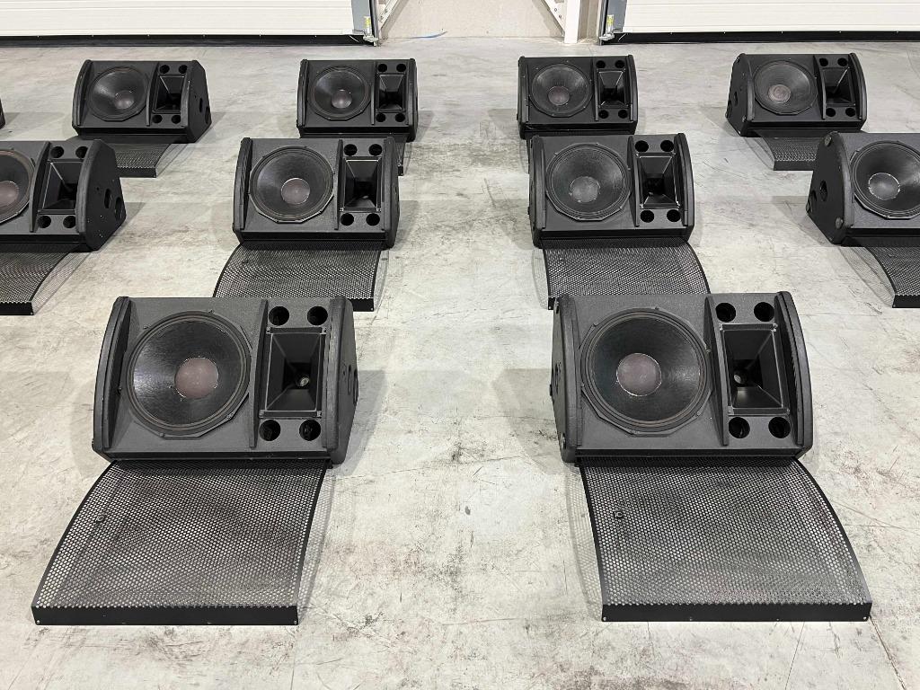Turbosound TFM-450 15"/3" monitor/speaker (bi-amp) (14x), Audio, Tv en Foto, Luidsprekerboxen, Gebruikt, Ophalen of Verzenden