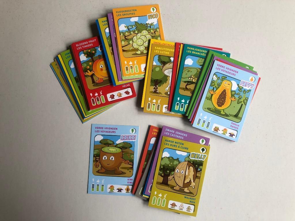 Collection : Vitamines (couverture jaune) + 72 cartes pour q, Autres supermarchés, Enlèvement ou Envoi