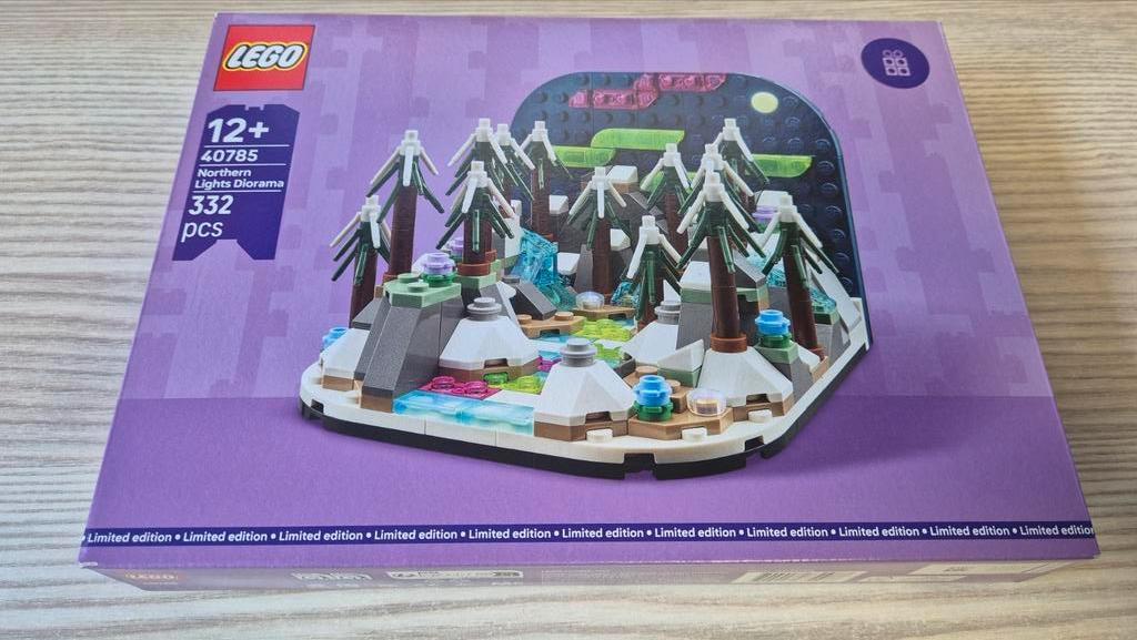 LEGO Noorderlicht diorama (40785) NEW, Kinderen en Baby's, Speelgoed | Duplo en Lego, Nieuw, Lego, Complete set, Ophalen of Verzenden
