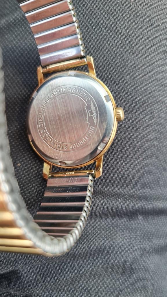montre HERO, Enlèvement ou Envoi, Utilisé