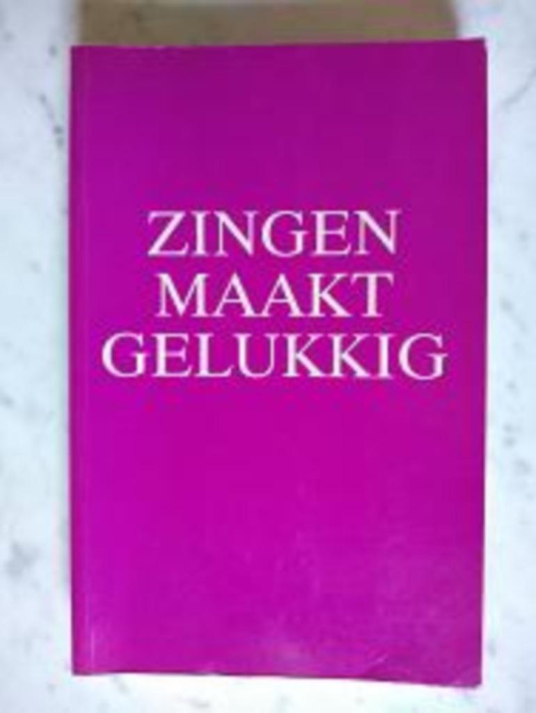 Zingen maakt gelukkig|Vlaamse Universiteitspastoraal, Ophalen of Verzenden, Zo goed als nieuw, Christendom | Katholiek