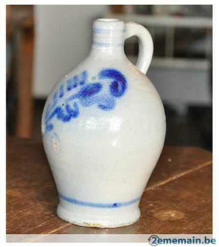 bouteille bombée gres bleu allemand