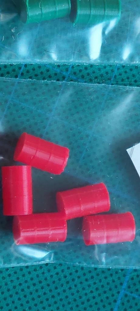 BARILS DE PÉTROLE H0LK 0225 EN ROUGE OU VERT COMME DÉCOR OU, Hobby & Loisirs créatifs, Trains miniatures | HO, Neuf, Autres marques