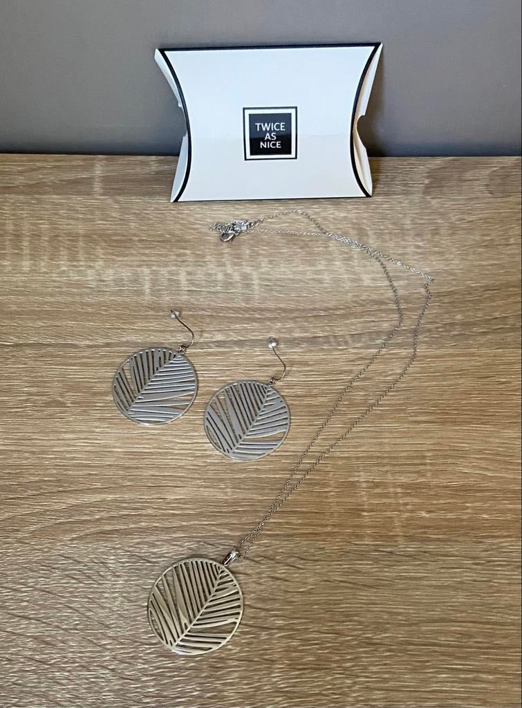Ensemble long collier+boucles d’oreilles Twice as Nice-60€, Zo goed als nieuw, Zilver, Zilver, Met hanger