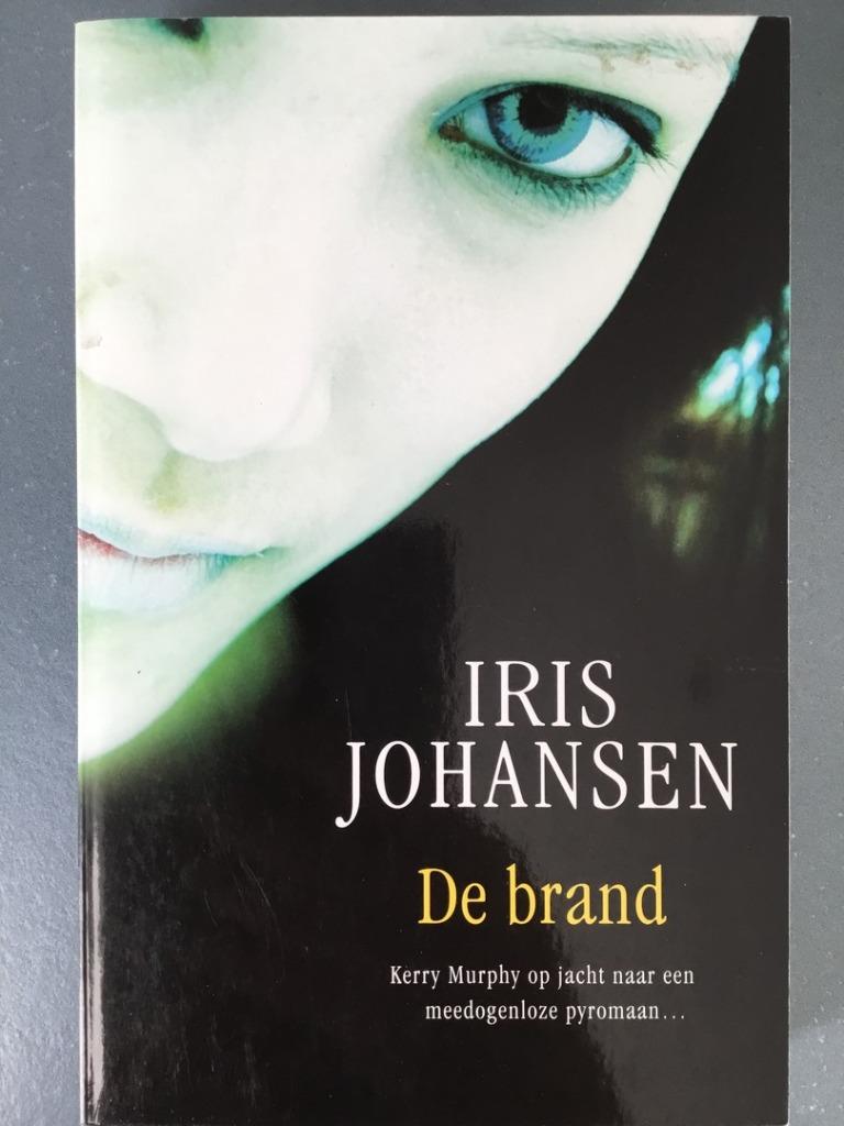 Iris Johansen - De brand (Uitgave: 2011), Boeken, Verzenden, Nieuw, Iris Johansen, Amerika