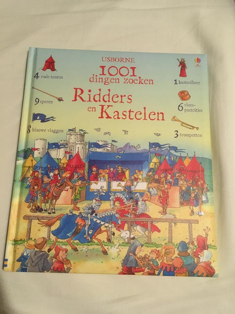 Zoekboek Ridders en kastelen, Enlèvement, Comme neuf, 4 ans