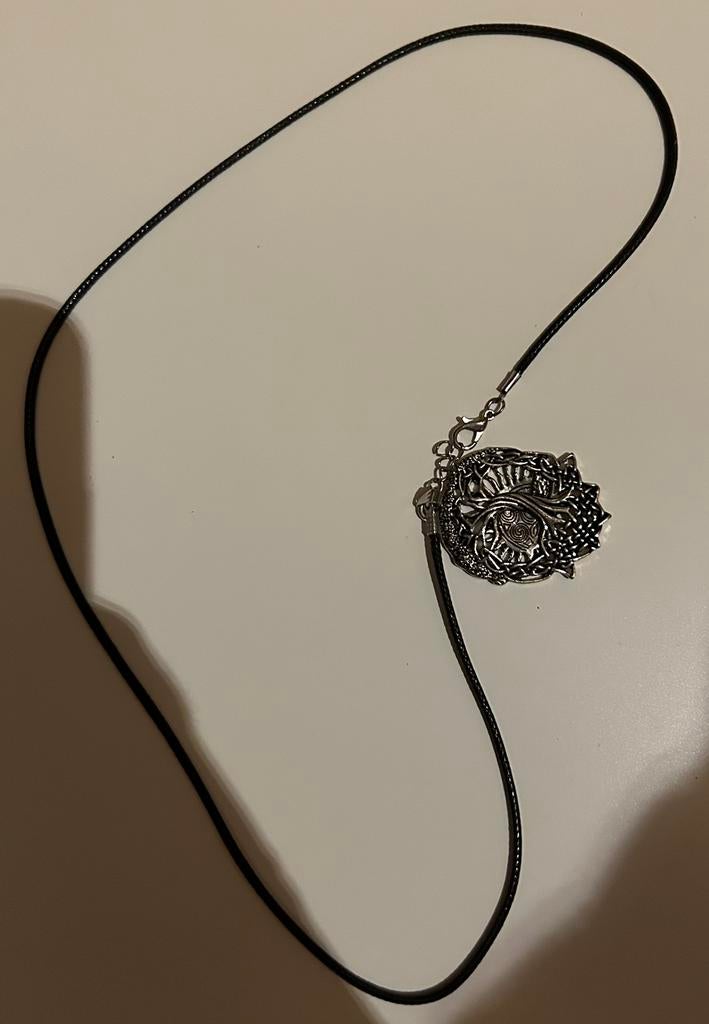 Keltische ketting, Ophalen of Verzenden, Zo goed als nieuw, Kunststof