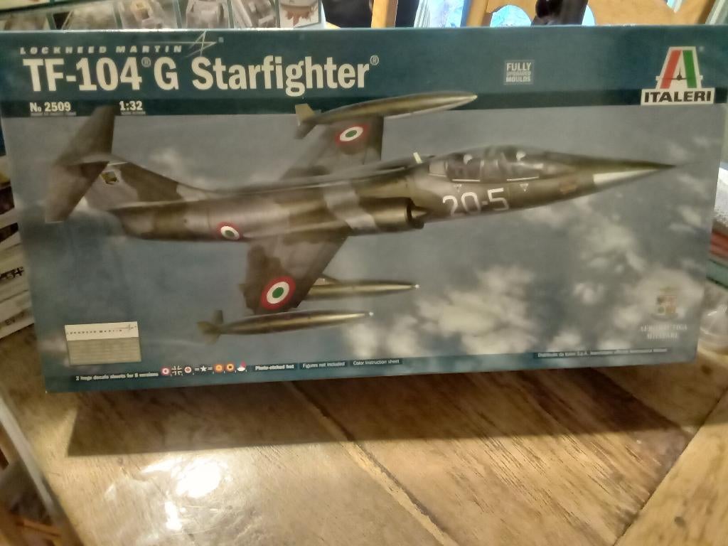 Italeri (2509): Lockheed Martin Tf-104G Starfighter om 1:32, Hobby en Vrije tijd, Ophalen of Verzenden, Nieuw, Groter dan 1:72