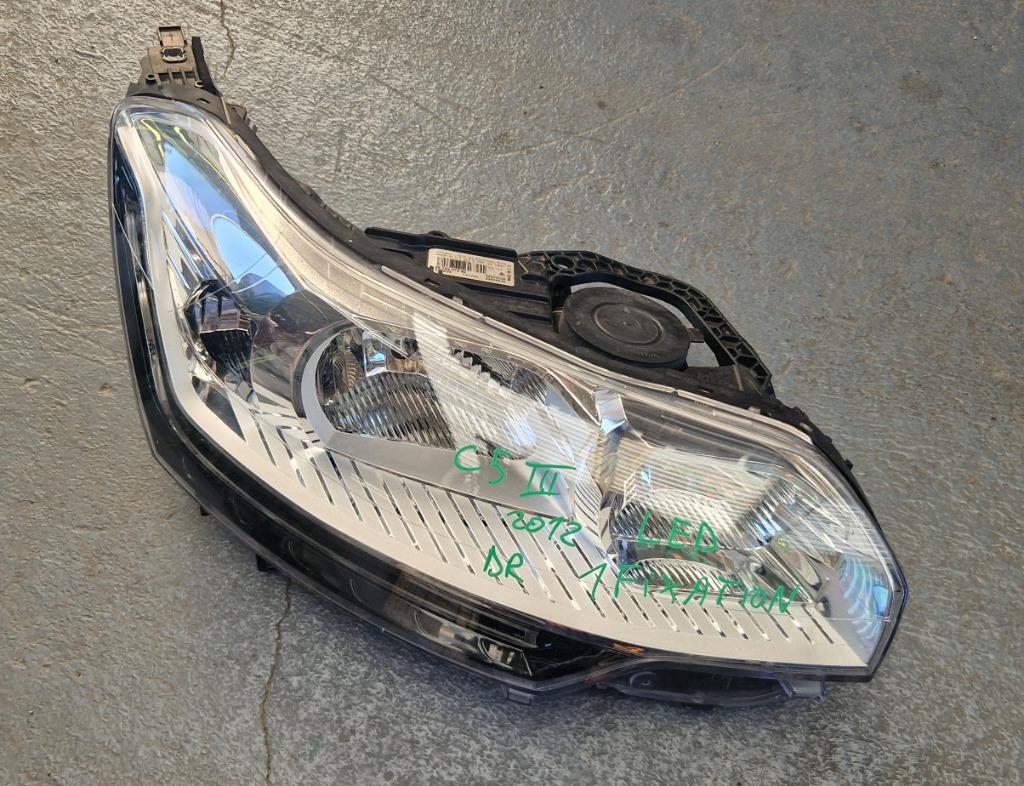 PHARE DROIT CITROEN C5 III 2012 PHASE 3 LED cote passager, Autos : Pièces & Accessoires, Éclairage, Enlèvement