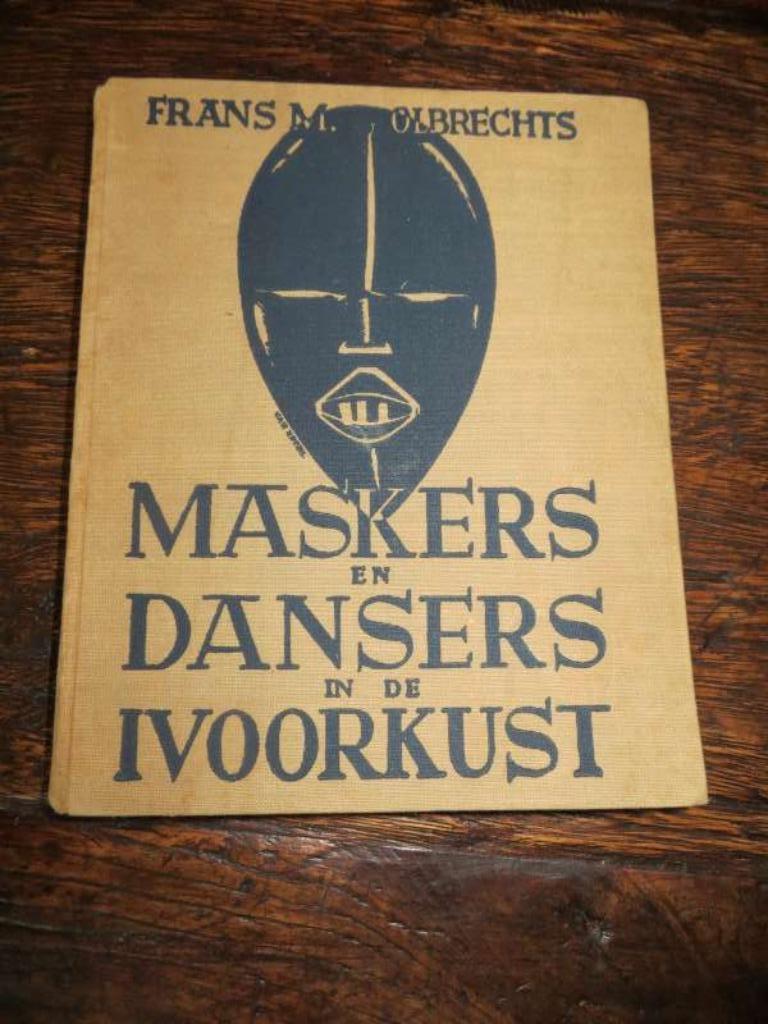 Maskers en Dansers in de Ivoorkust, Ophalen of Verzenden, Gelezen