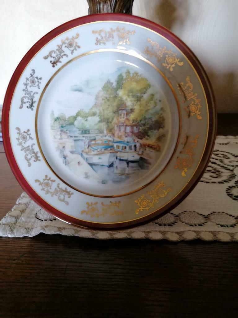 Assiette en  LIMOGES, Enlèvement